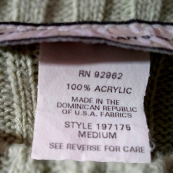 Two Interactive Sweaters By The Great American Sweater Co. - Sizes: Junior M & L - Picture 8 of 12